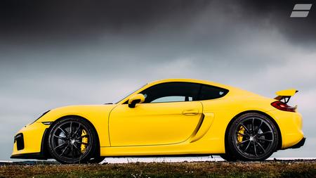 2015 Porsche Cayman GT4