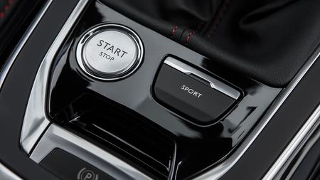2015 Peugeot 308 GTi 270