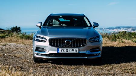 2016 Volvo V90