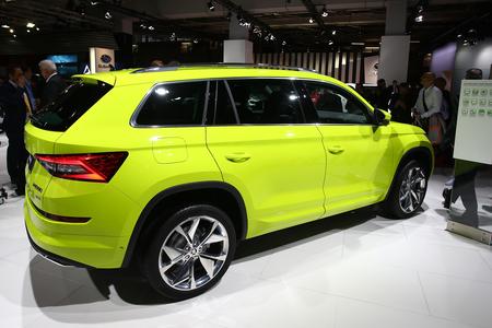 Skoda Kodiaq Paris Motor Show 2016
