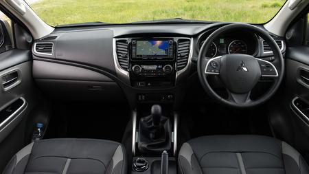 2015 Mitsubishi L200 Series 5