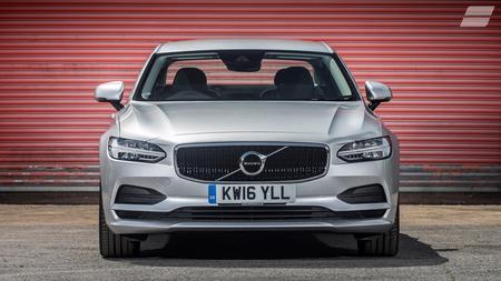 2016 Volvo S90 D4 Momentum
