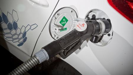 Should I buy a hydrogen car?
