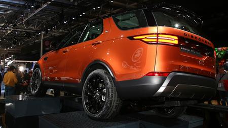 Land Rover Discovery Paris Motor Show 2016