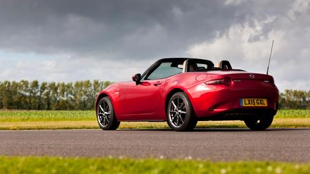 2015 Mazda MX-5 2.0 Sport Nav