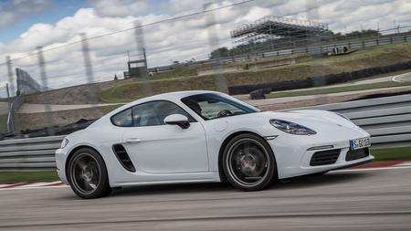 2016 Porsche 718 Cayman