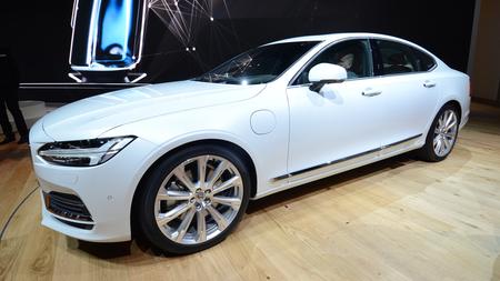 2016 Volvo S90