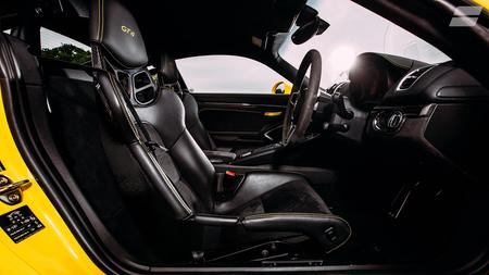 2015 Porsche Cayman GT4