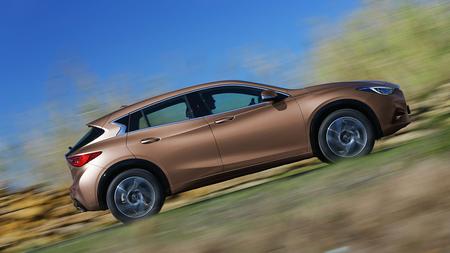 2016 Infiniti Q30