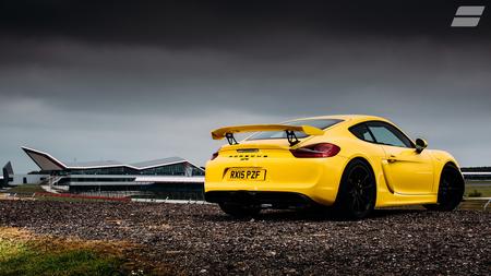 2015 Porsche Cayman GT4