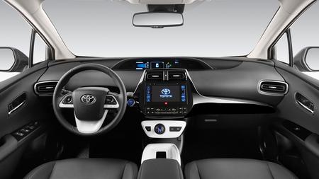 New 2016 Toyota Prius revealed
