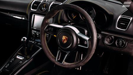 2015 Porsche Cayman GT4