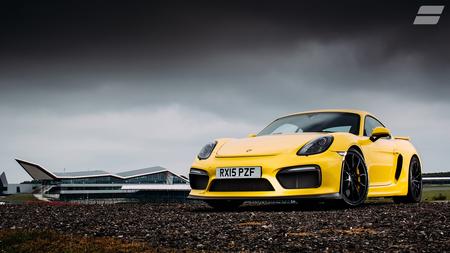 2015 Porsche Cayman GT4