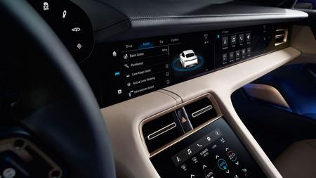 Porsche Taycan infotainment