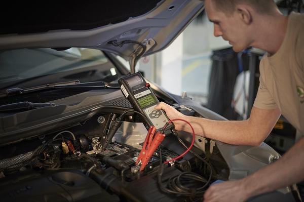 Battery check during servicing