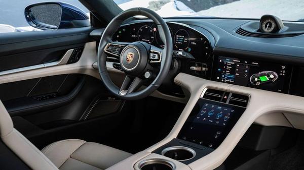 Porsche Taycan interior