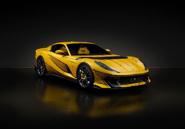 Ferrari Tailor Made 812 Competizione 