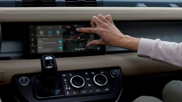 New Land Rover Defender 2019 infotainment