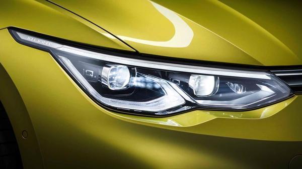 Volkswagen Golf headlight