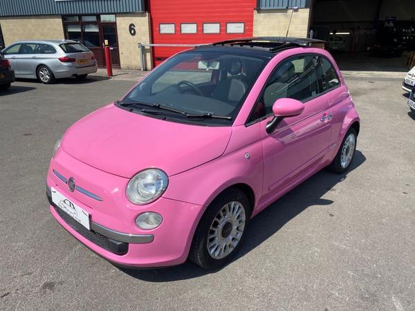 Pink Fiat 500 limited edition