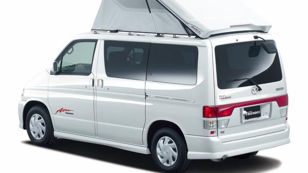 Mazda Bongo Friendee rear