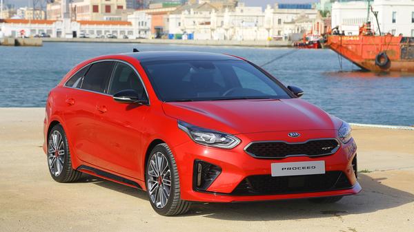 Kia unveils the ProCeed, a sporty five-door shooting brake | AutoTrader