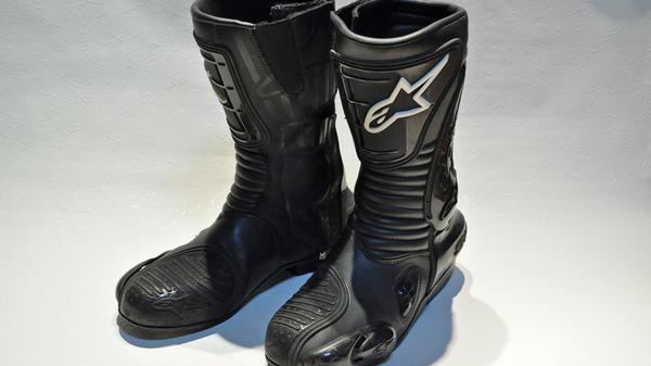 How Important Are Motorcycle Boots? | AutoTrader