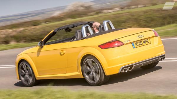 2016 Audi TT Roadster vs 1.8 TFSI