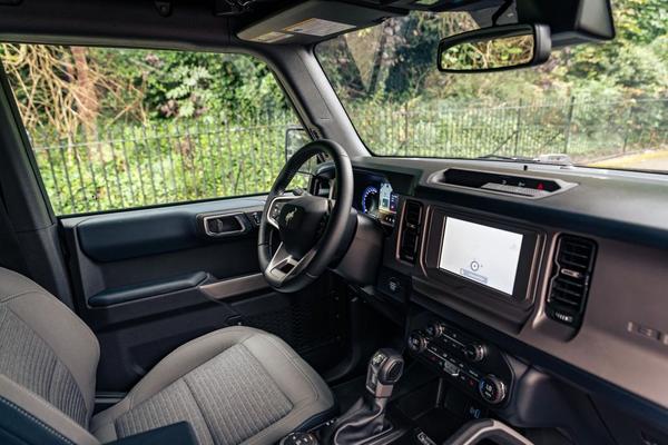 Ford Bronco Outer Banks interior dash console