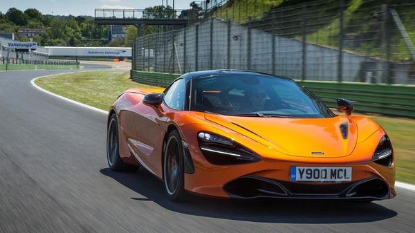 McLaren 720S 