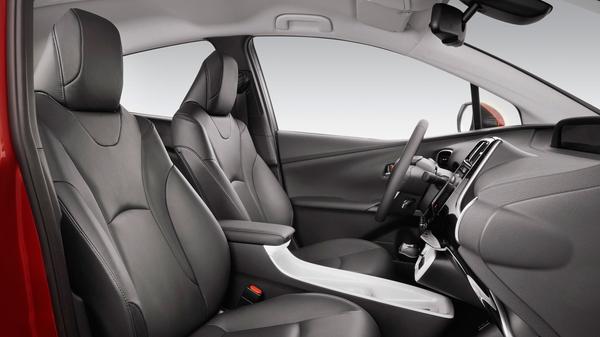 New 2016 Toyota Prius revealed