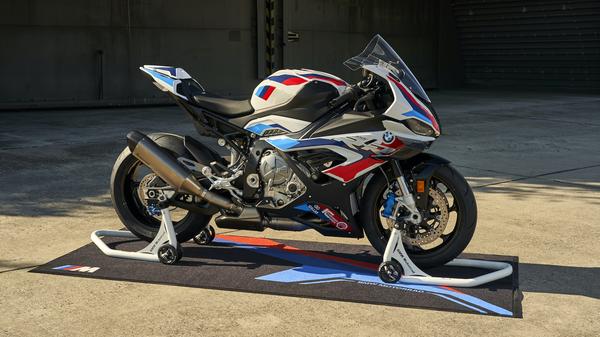 BMW M1000RR