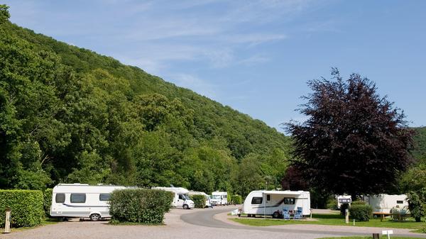 Is it worth joining a caravan club? | AutoTrader