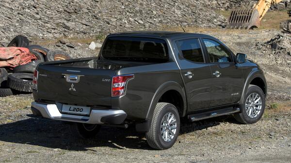 2015 Mitsubishi L200 Series 5