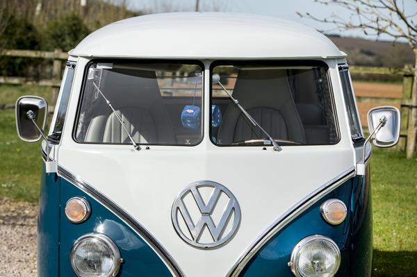 Volkswagen Minibus