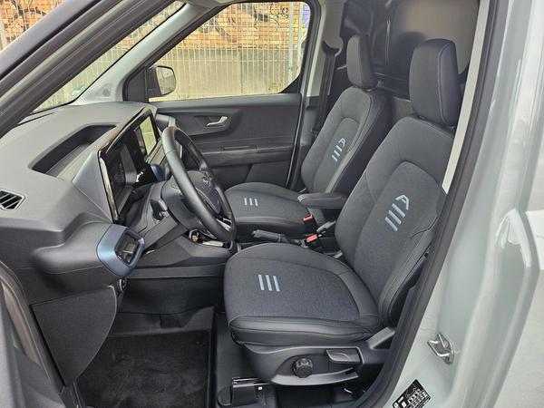 Ford Transit Courier Cabin