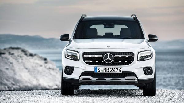 Front view of a white Mercedes GLB