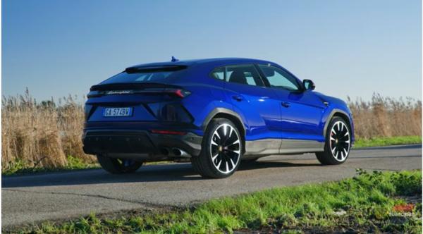 2021 Lamborghini Urus Review, Pricing, and Specs