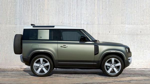 New Land Rover Defender 2019 side view