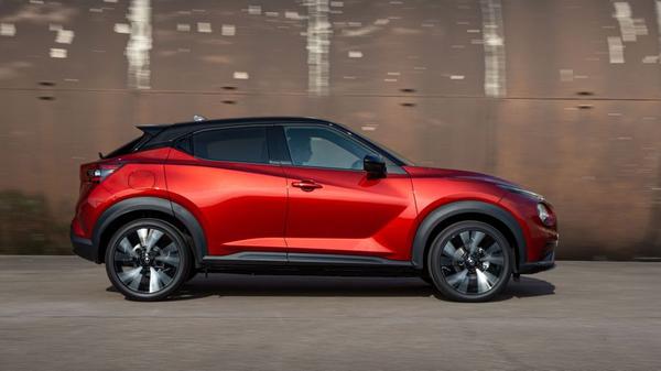 New Nissan Juke side view