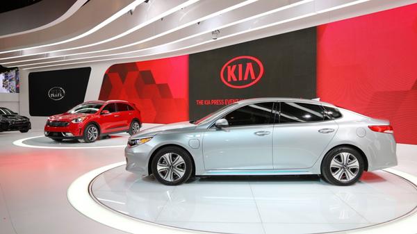 2016 Kia Optima PHEV Chicago Auto Show