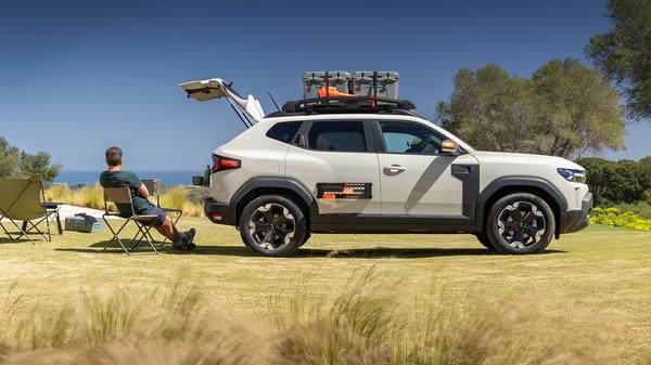 2024 Dacia Duster camping in a field