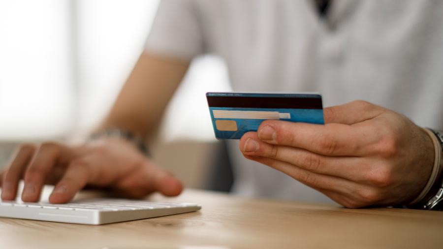 Buying a car using a credit card 2021 | Auto Trader UK