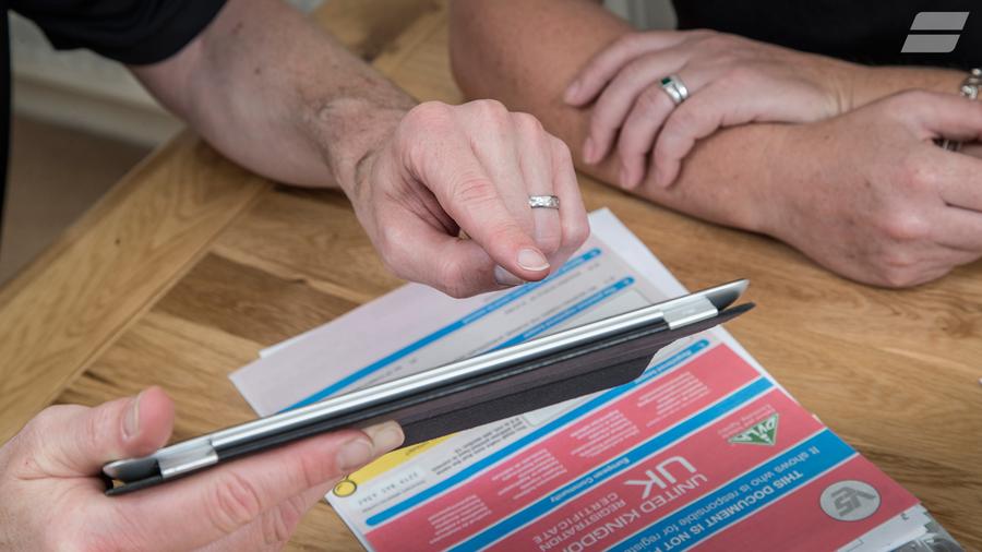 How do I pay a private seller when buying a used car ...