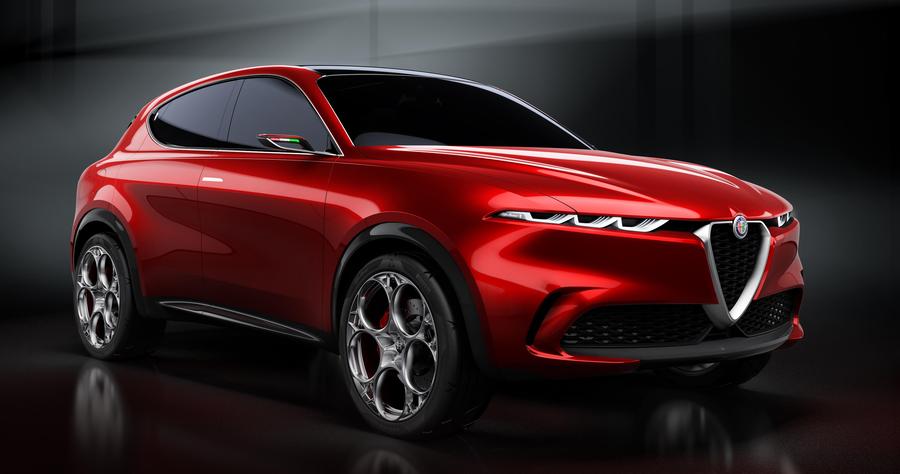 Alfa Romeo Tonale Close up of a red Alfa Romeo Tonale