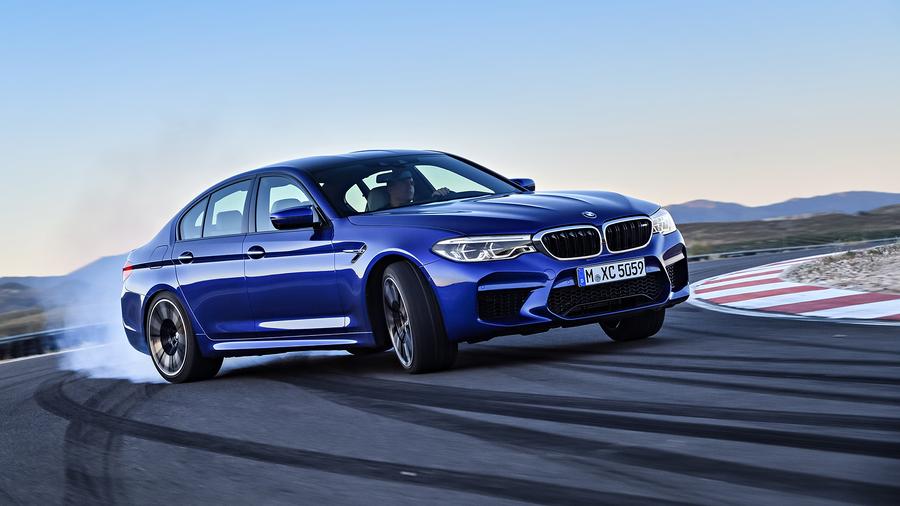2017 BMW M5 Saloon