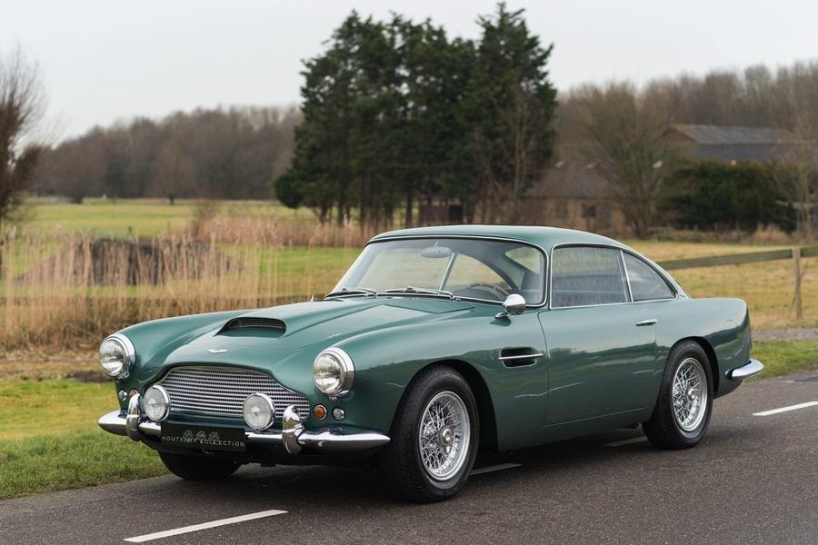 Aston Martin DB4 Aston Martin DB4