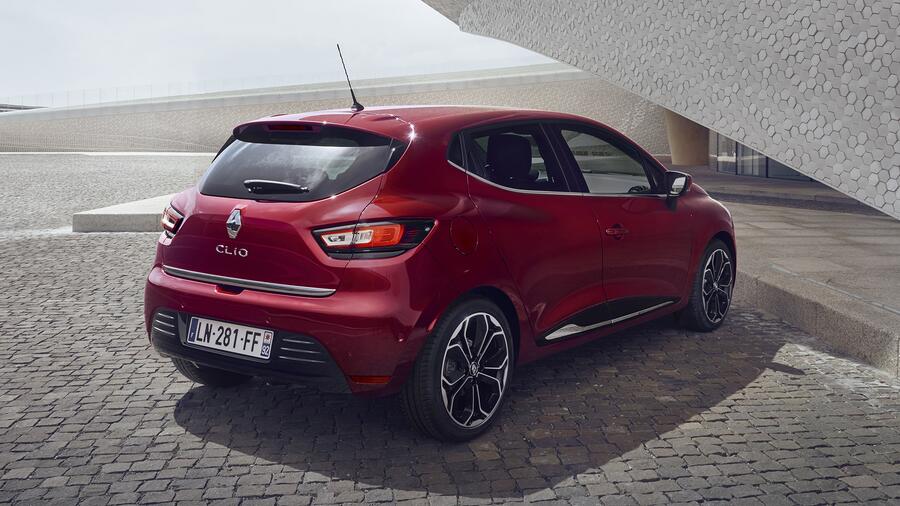 Revised Renault Clio to go on sale in October Auto Trader UK