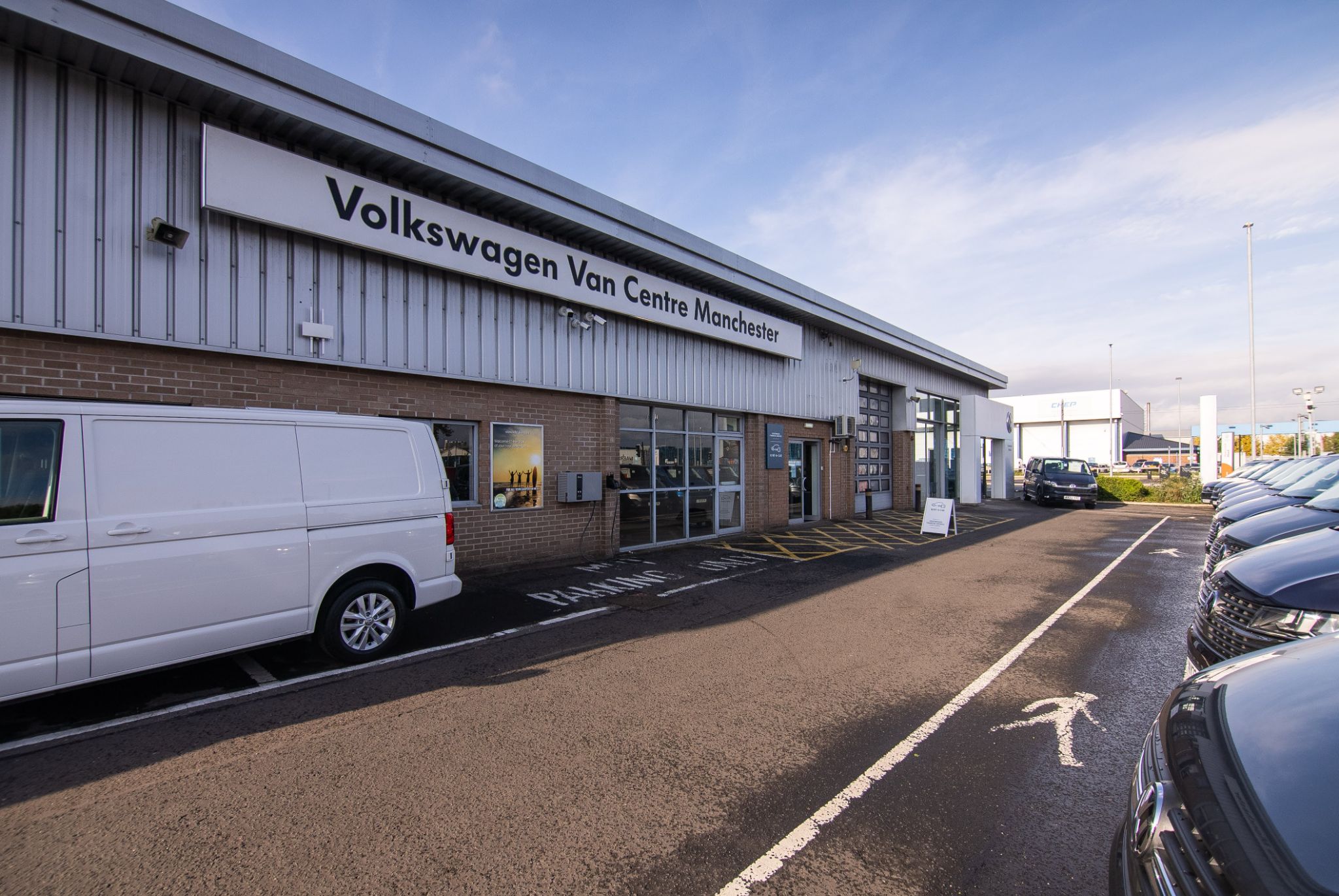 Volkswagen Van Centre Manchester | Van dealership in Manchester | AutoTrader