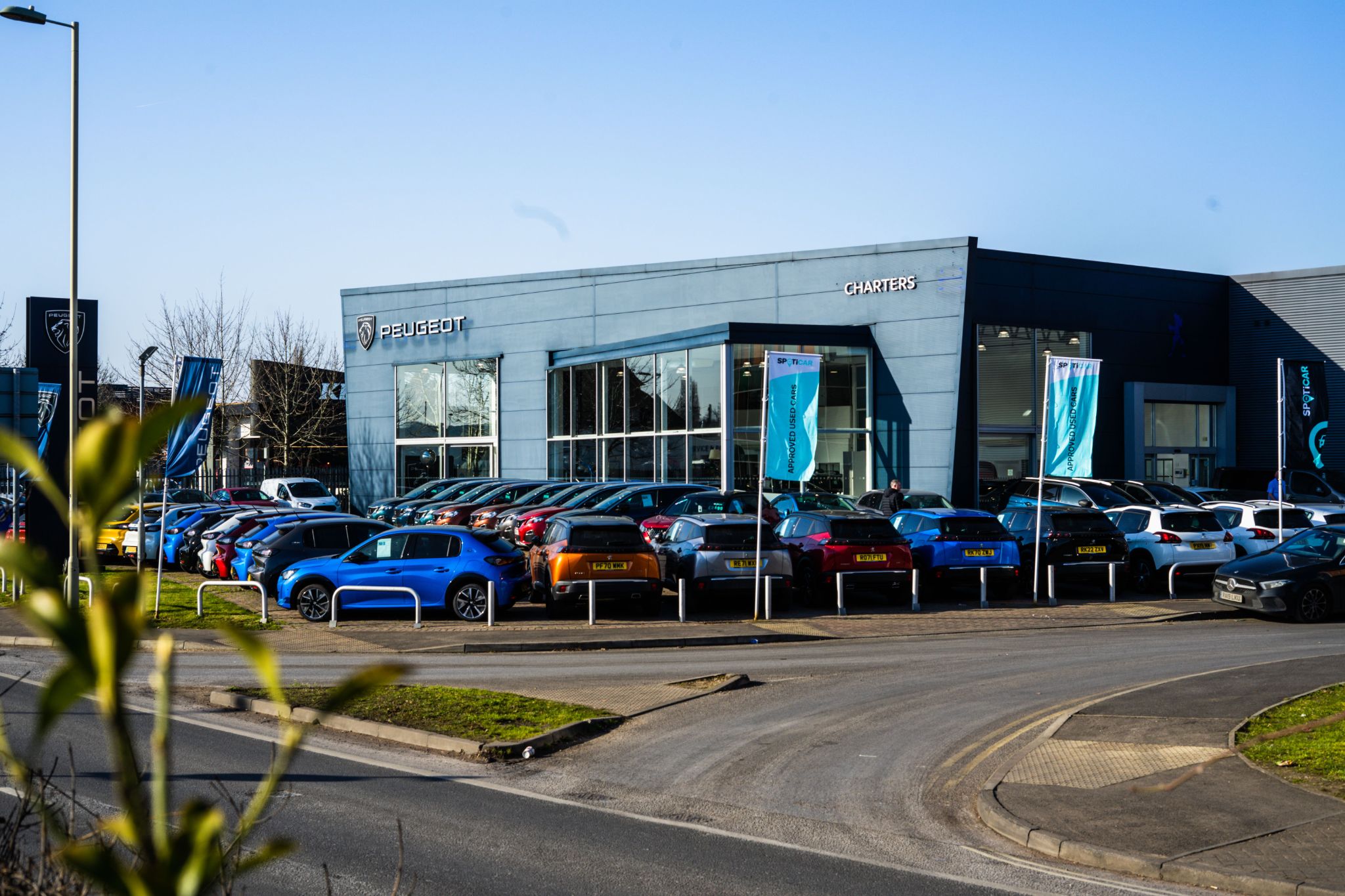 Charters Peugeot Aldershot, Car dealership in Aldershot